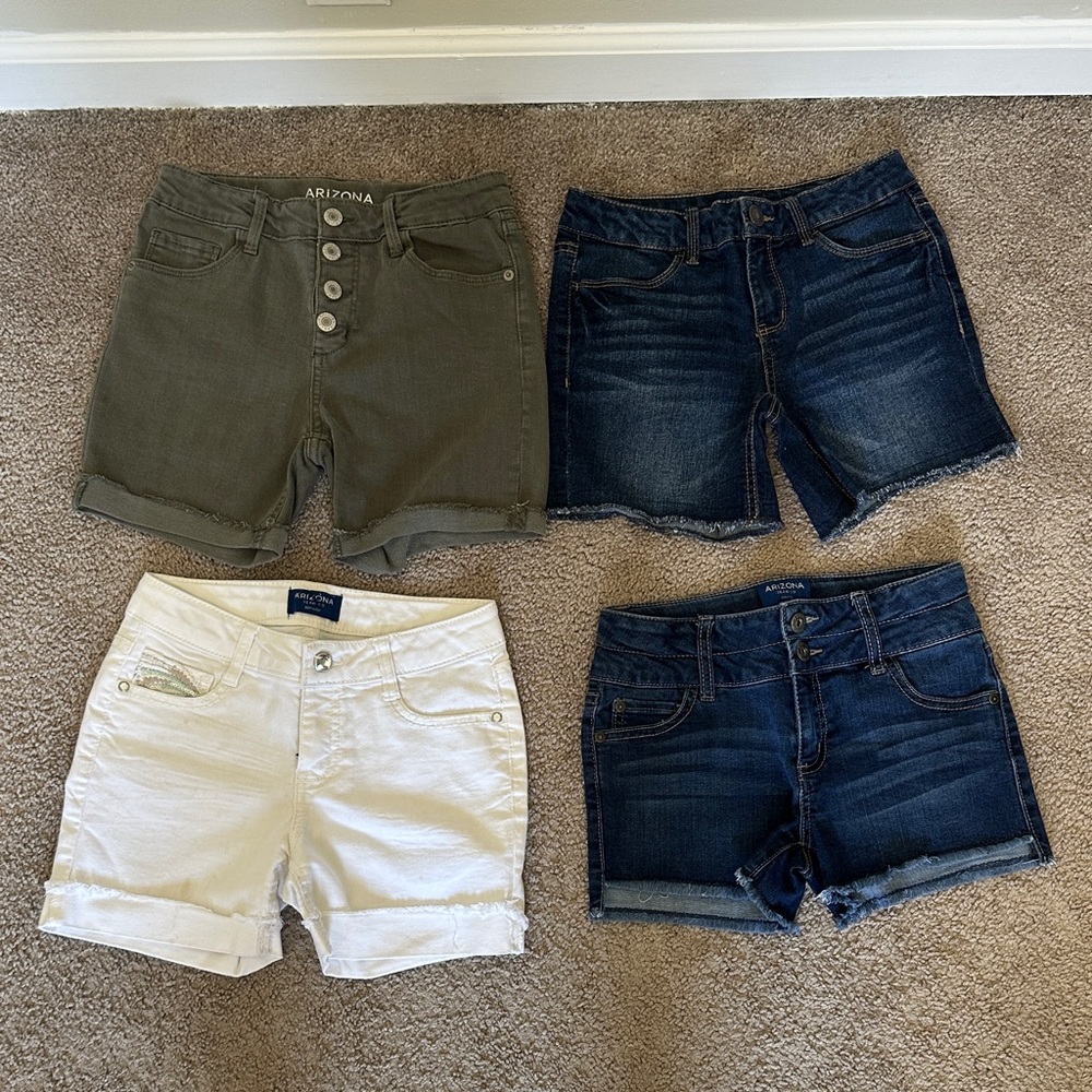 Three Arizona shorts and one favorite shortie short all size 12 in kids